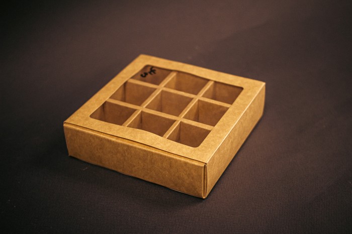 Коробка для конфет 9 шт МИКС