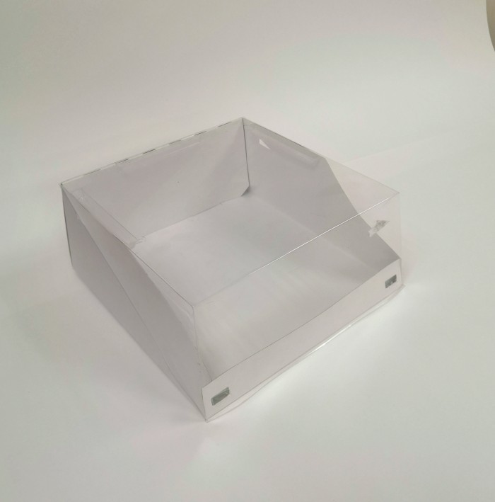 Коробка с прозрачной крышкой 22,5*22,5*10 см