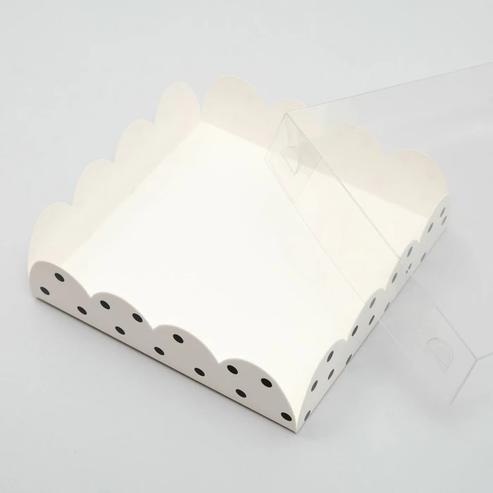 Коробка с PVC крышкой 12*12*3 см, белая в Горох